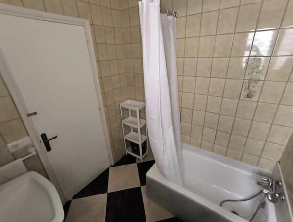 Bathroom - Apartment 100m from the beach (Son Carrió)