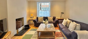 2 Bedroom Character Home in Central Topsham