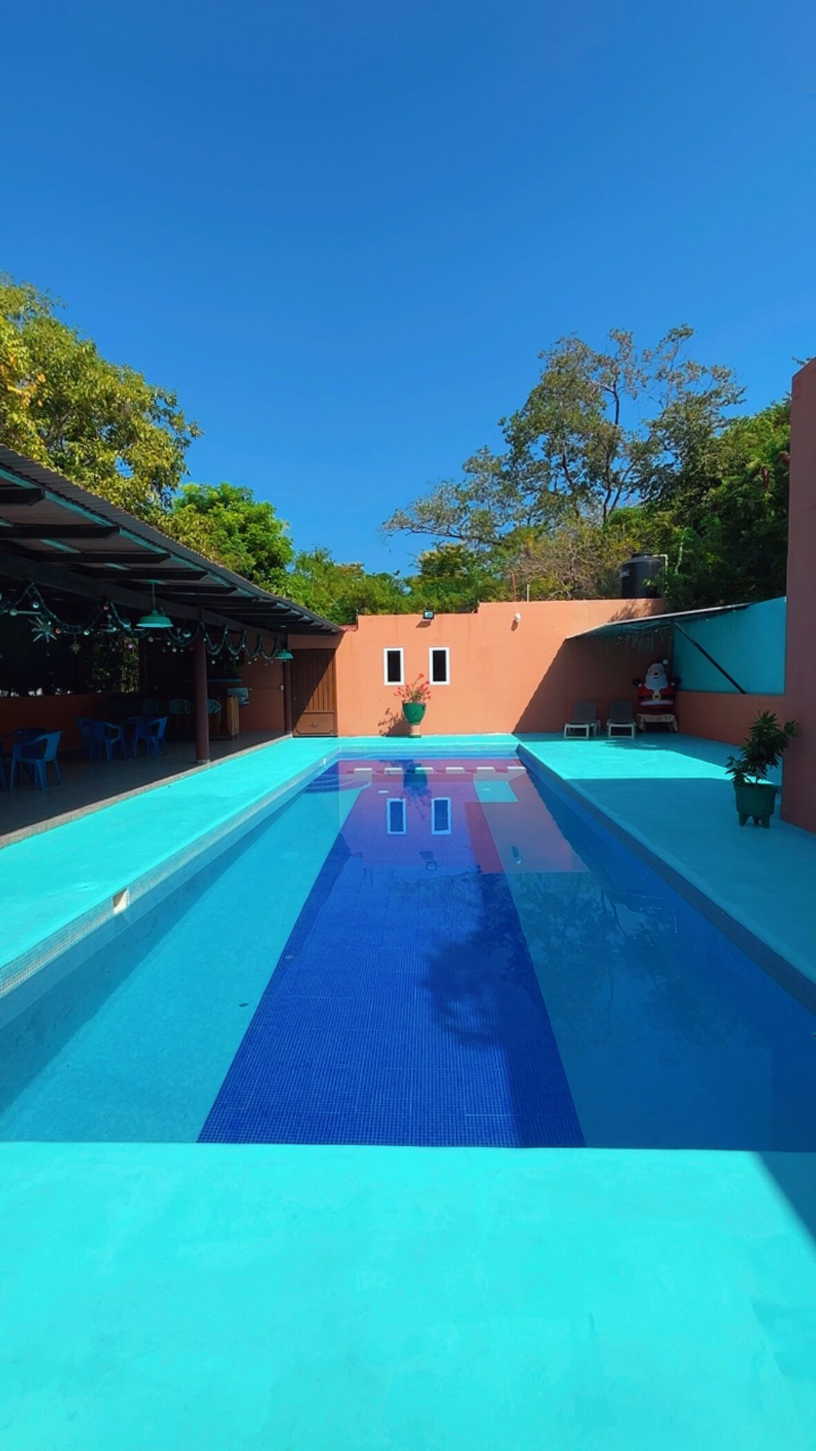 Classic Room, 1 King Bed, Balcony | Pool | Outdoor pool