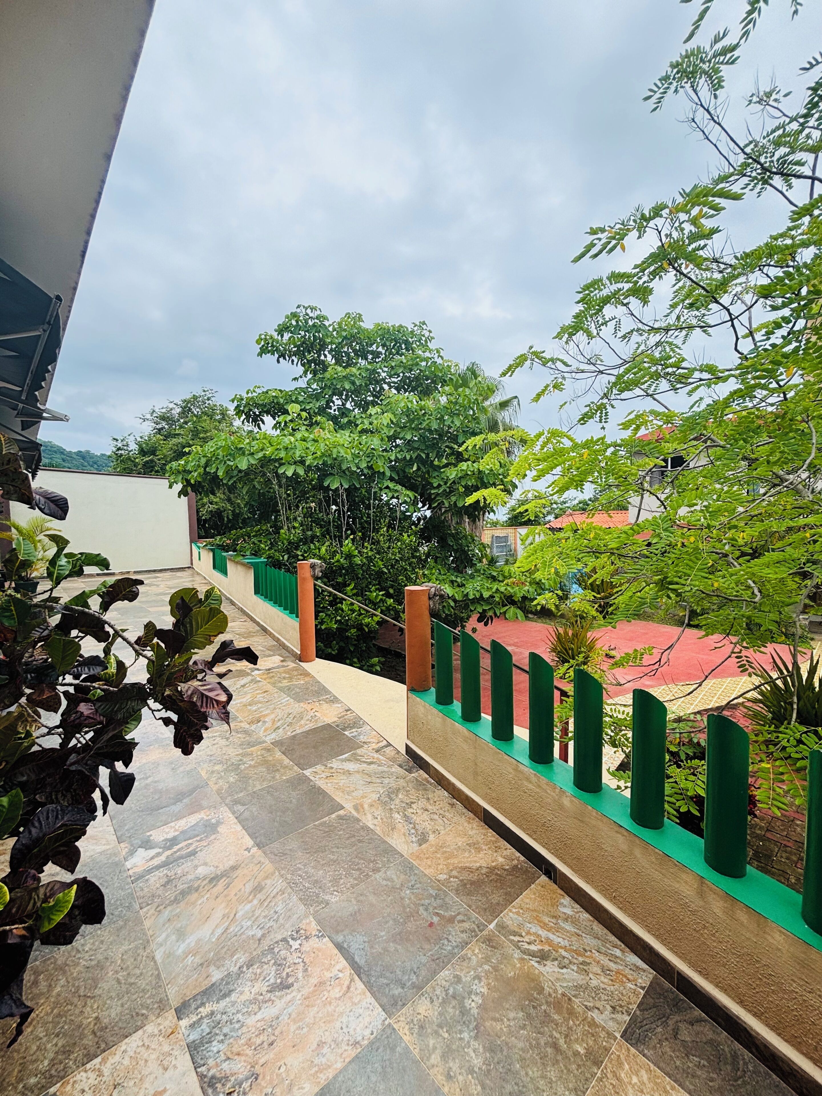 Classic Room, 1 King Bed, Balcony | Property grounds