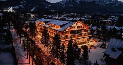 Mountain Diamond Resort