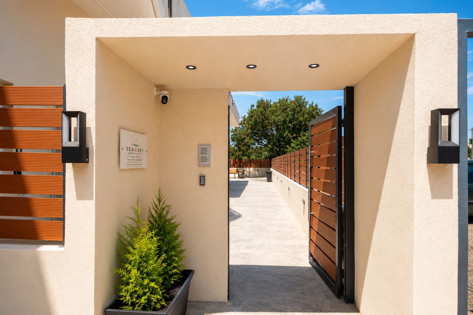 Entrada de la propiedad