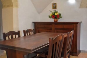 Dining - Vrbo Property (San Vito dei Normanni)