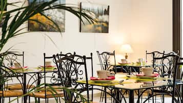 Apartemen | Tempat makan