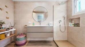 Bathroom - Vrbo Property (Costa de la Calma)