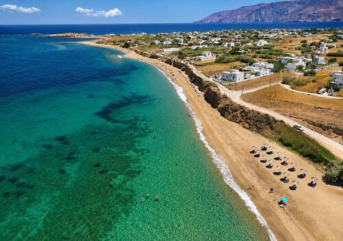 Hotel Elena - Cozy Seaside Balcony Suite in Skyros