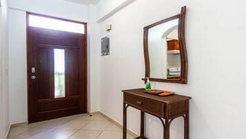 Appartement, 2 chambres, balcon, vue jardin | Intérieur