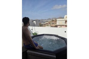 Idromassaggio all'aperto