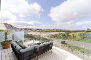 Classic Double Room, Garden View | Terrace/patio - Porth Beach Hotel & Restaurant (Newquay)