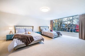 Comfort Quadruple Room