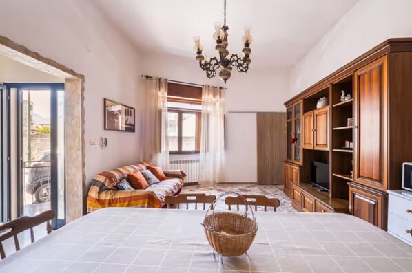 Living area - Vrbo Property (Galatone)