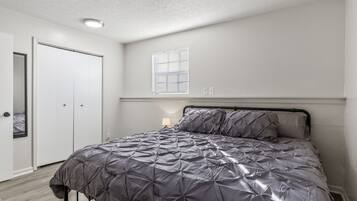 2 bedrooms, WiFi, bed sheets
