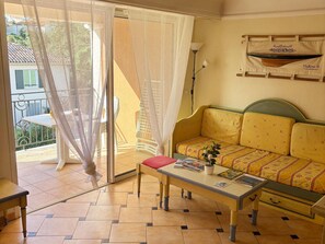 Apartment | Living area - Apartment for 8 by the Beach (Capbreton)