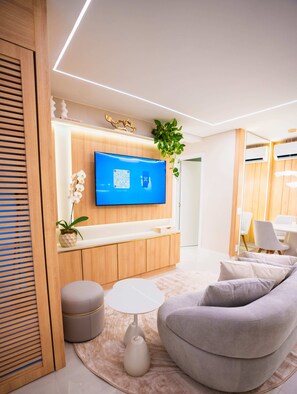 Deluxe appartement, uitzicht op park | Woonruimte
