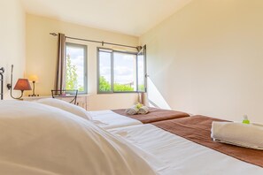 Coffres-forts dans les chambres, Wi-Fi gratuit
