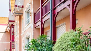 Apartment | Exterior