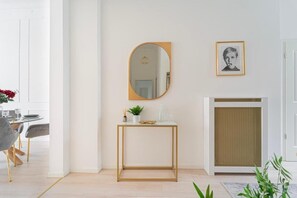 Interior - Budapest Luxury Apt by Castle, Free Public Parking nearby (Budapest)