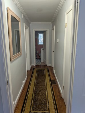 Interior - Private Upstairs Bed and Bath Suite, Walking Distance to Downtown Decatur (Decatur)