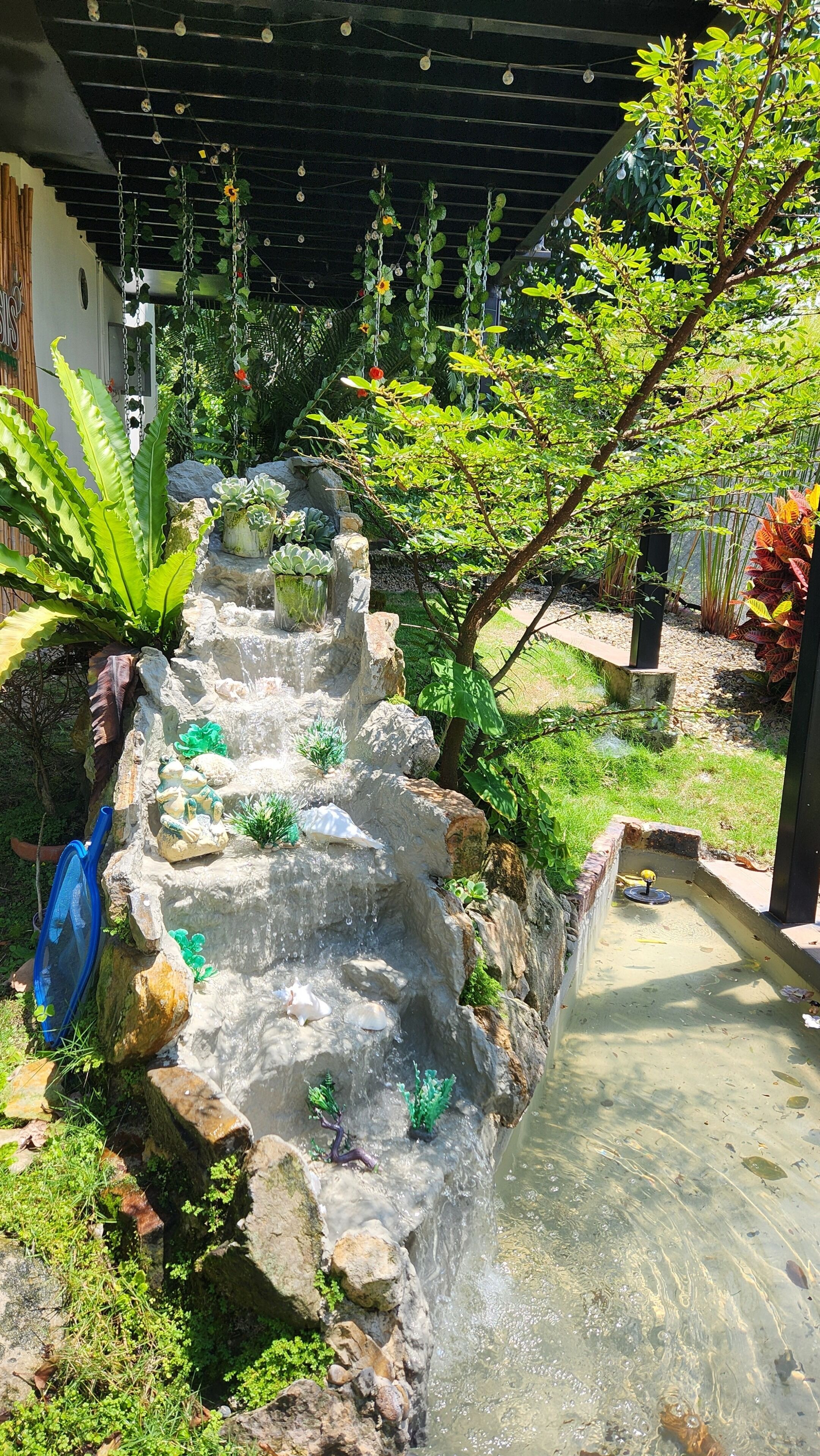Deluxe Suite, Balcony, Mountain View | Property grounds