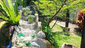 Deluxe Suite, Balcony, Mountain View | Property grounds