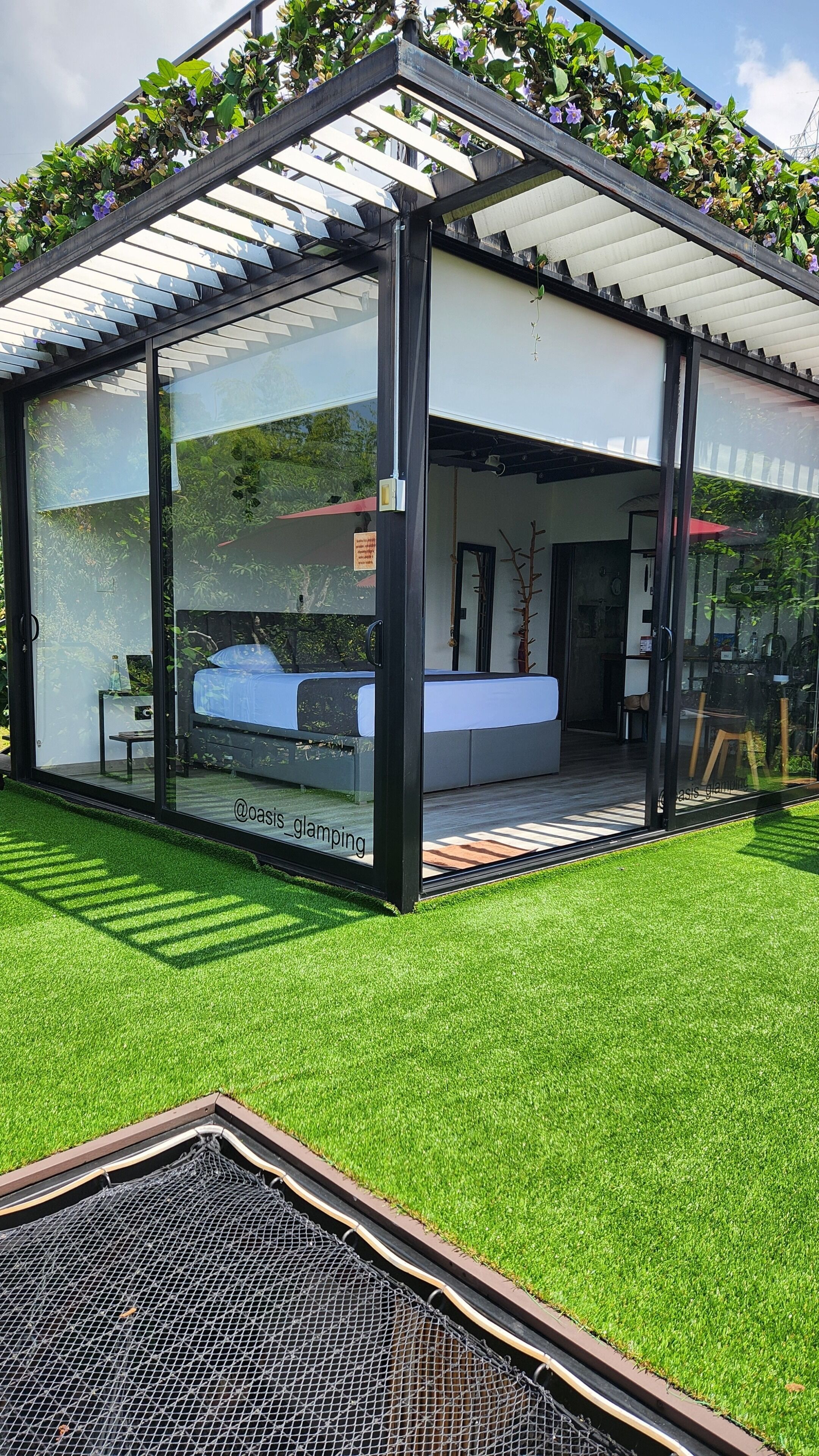 Deluxe Suite, Balcony, Mountain View | Property grounds