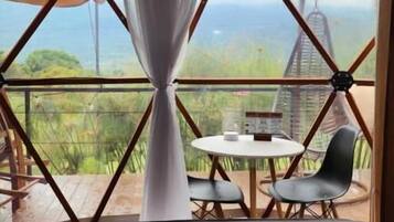 In-room safe, blackout curtains, free WiFi