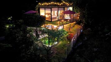 Deluxe Suite, Balcony, Mountain View | Exterior