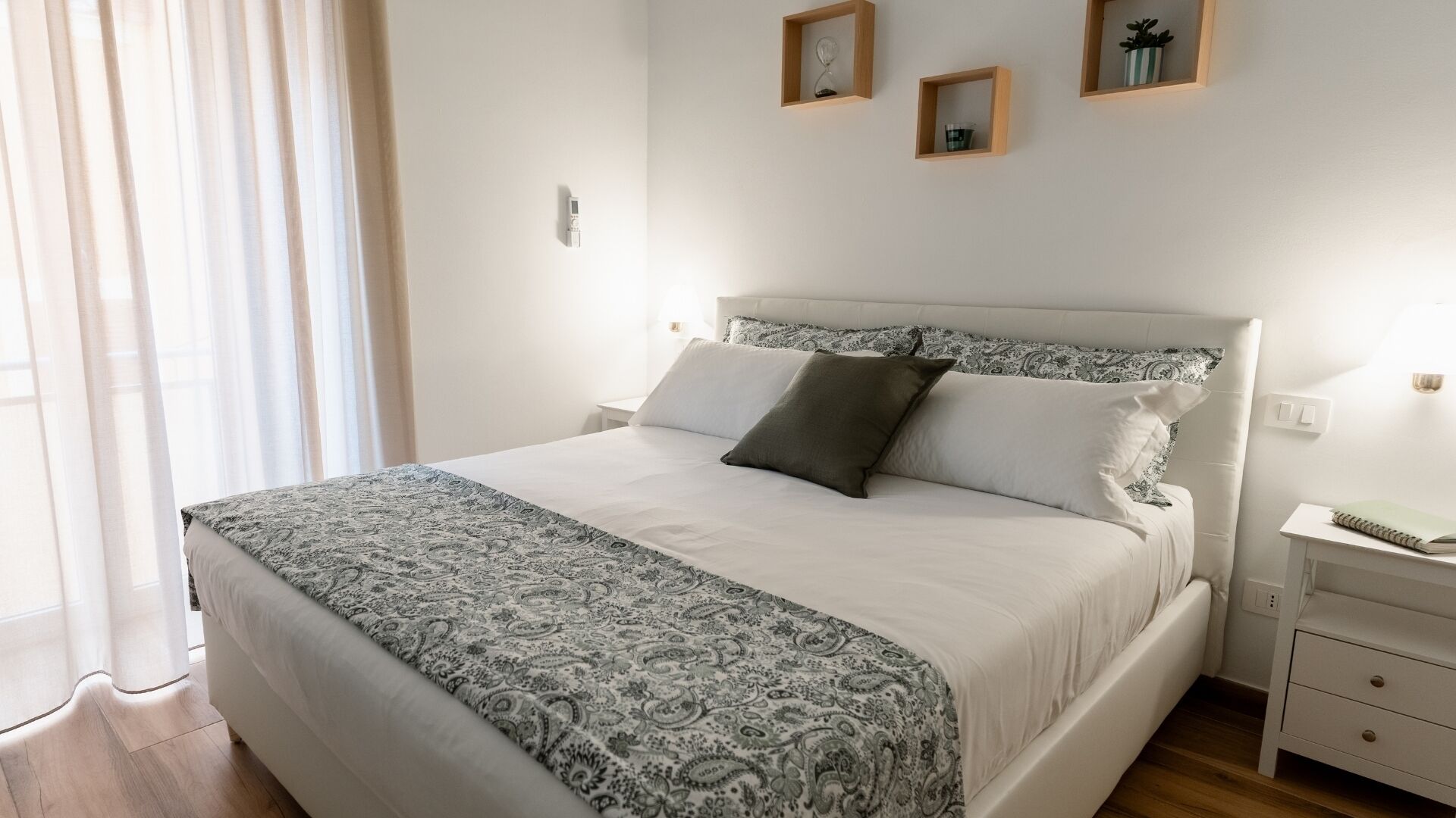 Superiori Room 4 | In-room safe, desk, iron/ironing board, free WiFi