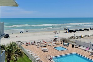 Strandhanddukar