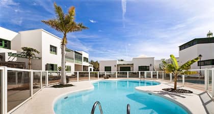 Casa sol Costa Teguise con piscina