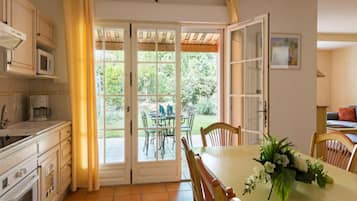 Villa | Private kitchen | High chair