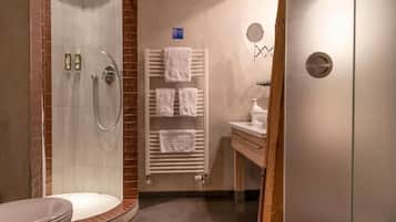 Comfort Double Room, Lake View | Bathroom | Shower, rainfall showerhead, hair dryer, towels