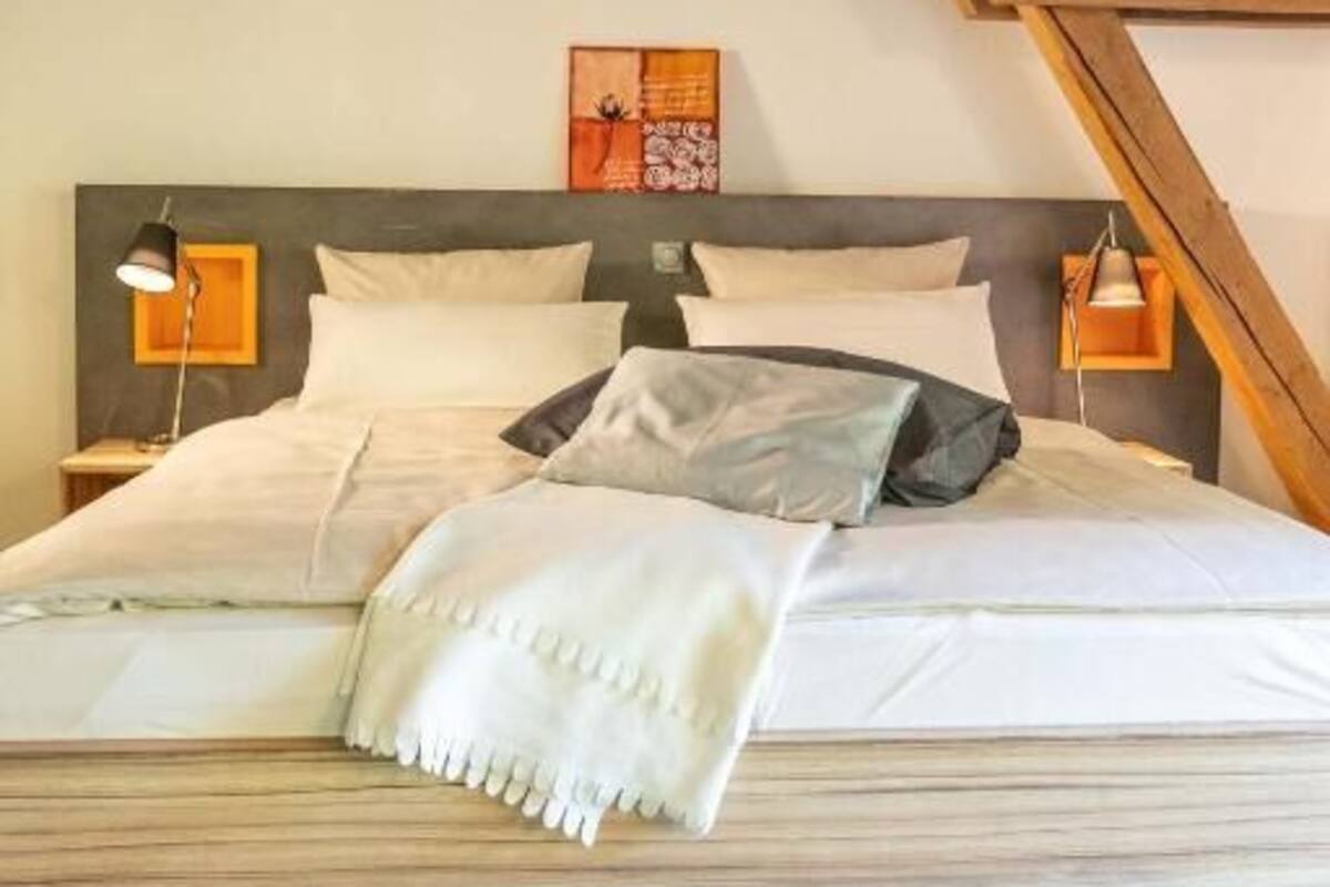 Comfort-Doppelzimmer, Blick auf den Innenhof | Kostenloses WLAN