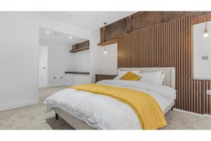 1 chambre, fer et planche à repasser, Wi-Fi gratuit, draps fournis
