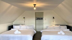 3 bedrooms, desk, iron/ironing board, WiFi (free)