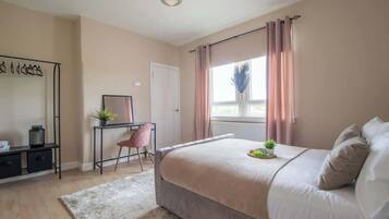 1 bedroom, iron/ironing board, free WiFi, bed sheets
