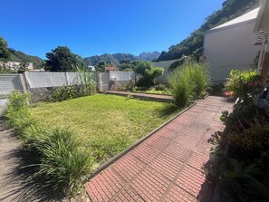 Property grounds - Vrbo Property (Entre-Deux)
