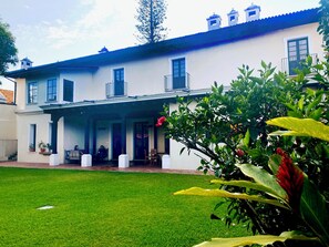 Exterior - Serene 4-bedroom house in charming Antigua Guatemala perfect for families. (Antigua Guatemala)