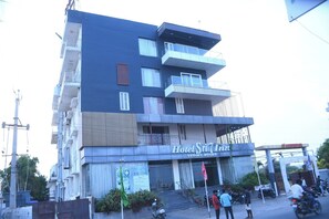 Exterior - Hotel Sree7 Inn (Bukkaraya Samudram)