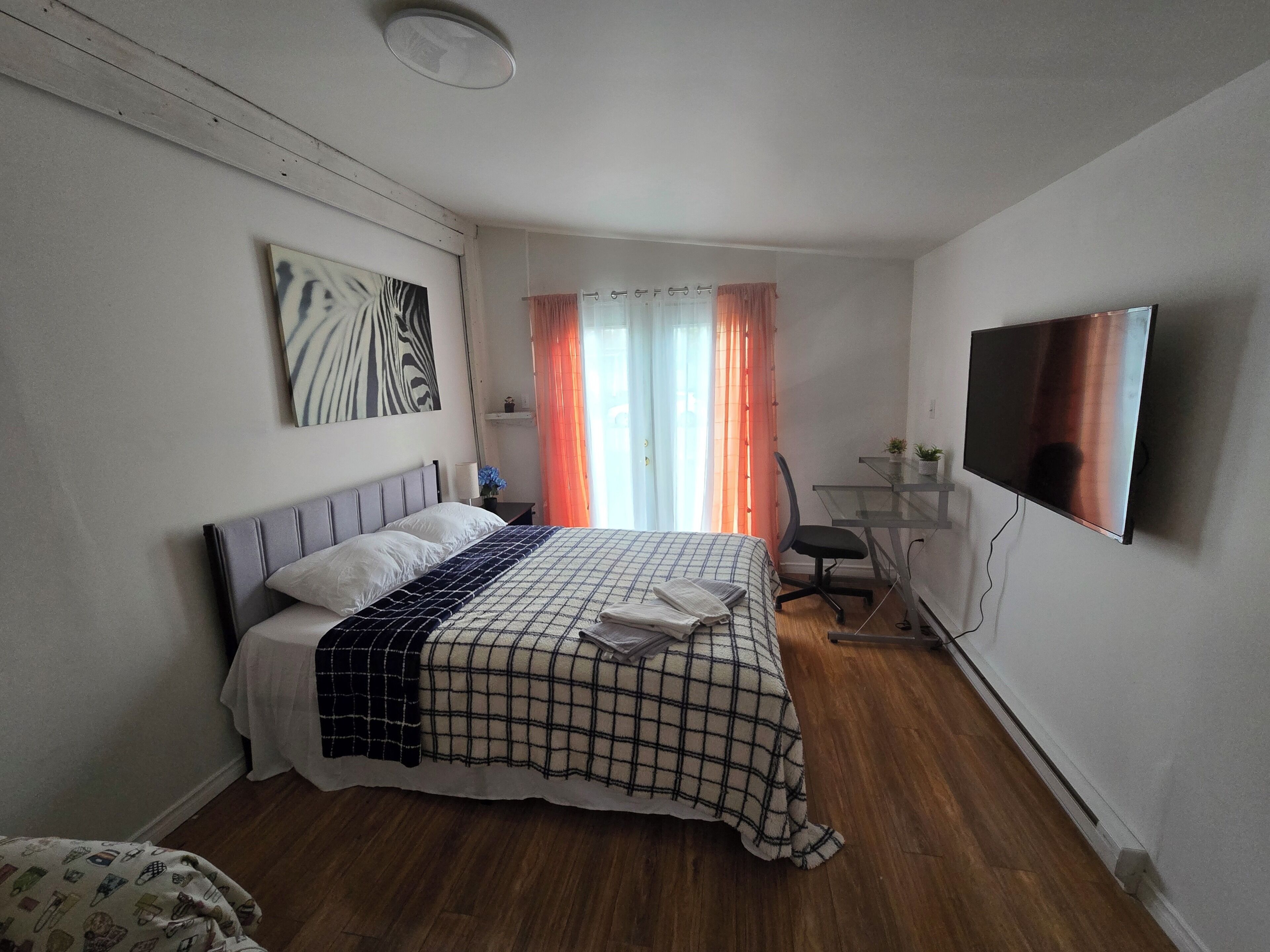 1 bedroom, WiFi, bed sheets