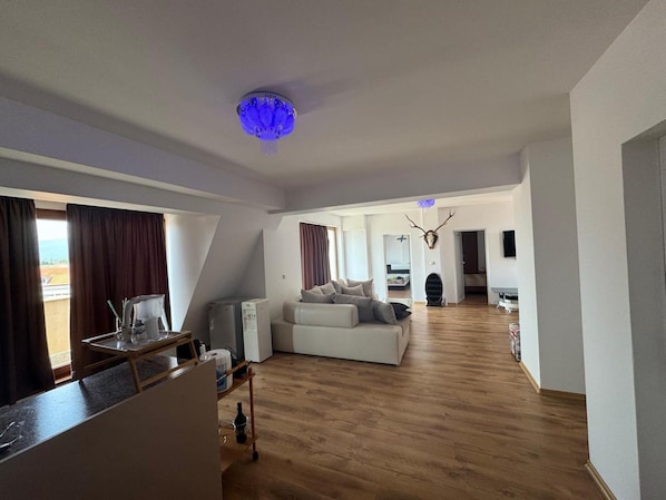 Apartment | Living area