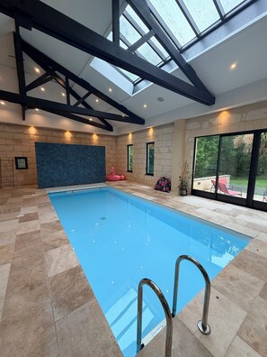 Pool - Vrbo Property (FRONSAC)