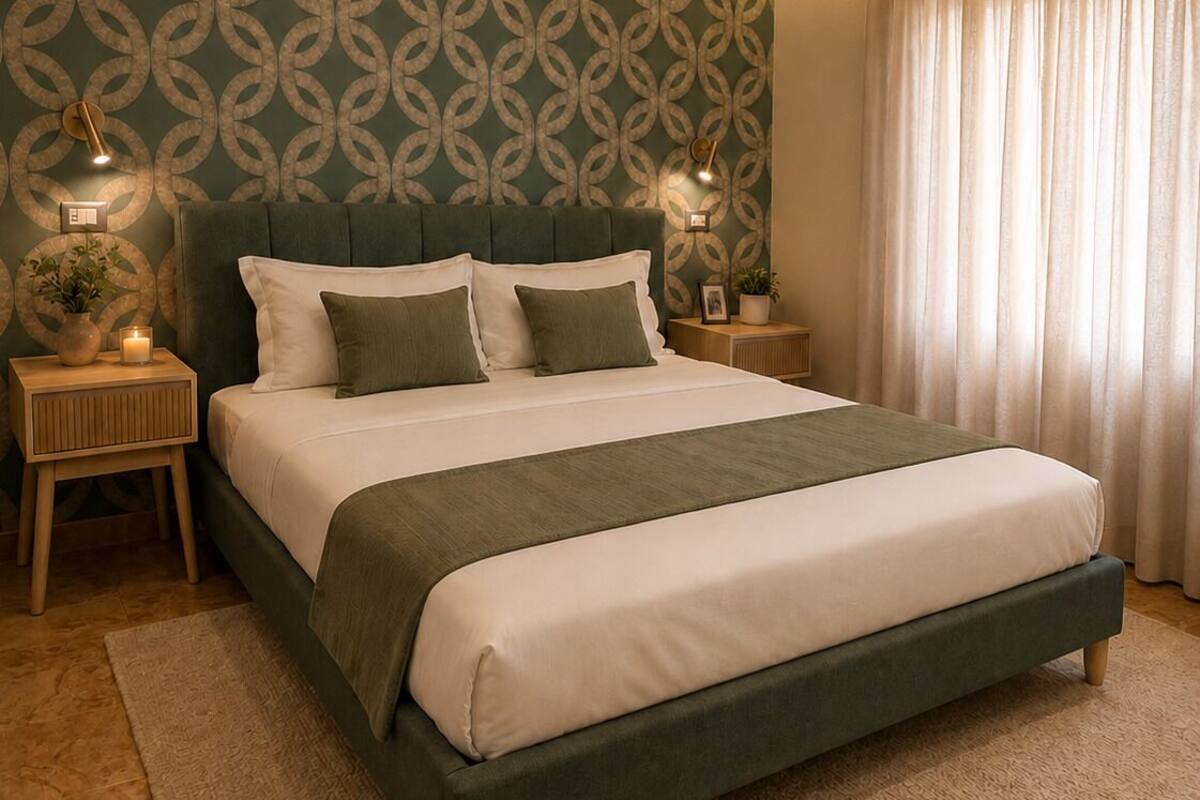 Apartment, 1 Queen Bed | Premium bedding, down comforters, memory foam beds, in-room safe