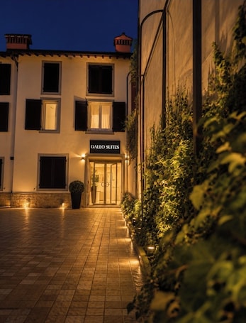 Galeo Suites