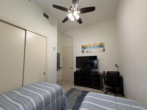 Room - Wake up to stunning views from the 19th floor at Sapphire South Padre Island. (South Padre Island)