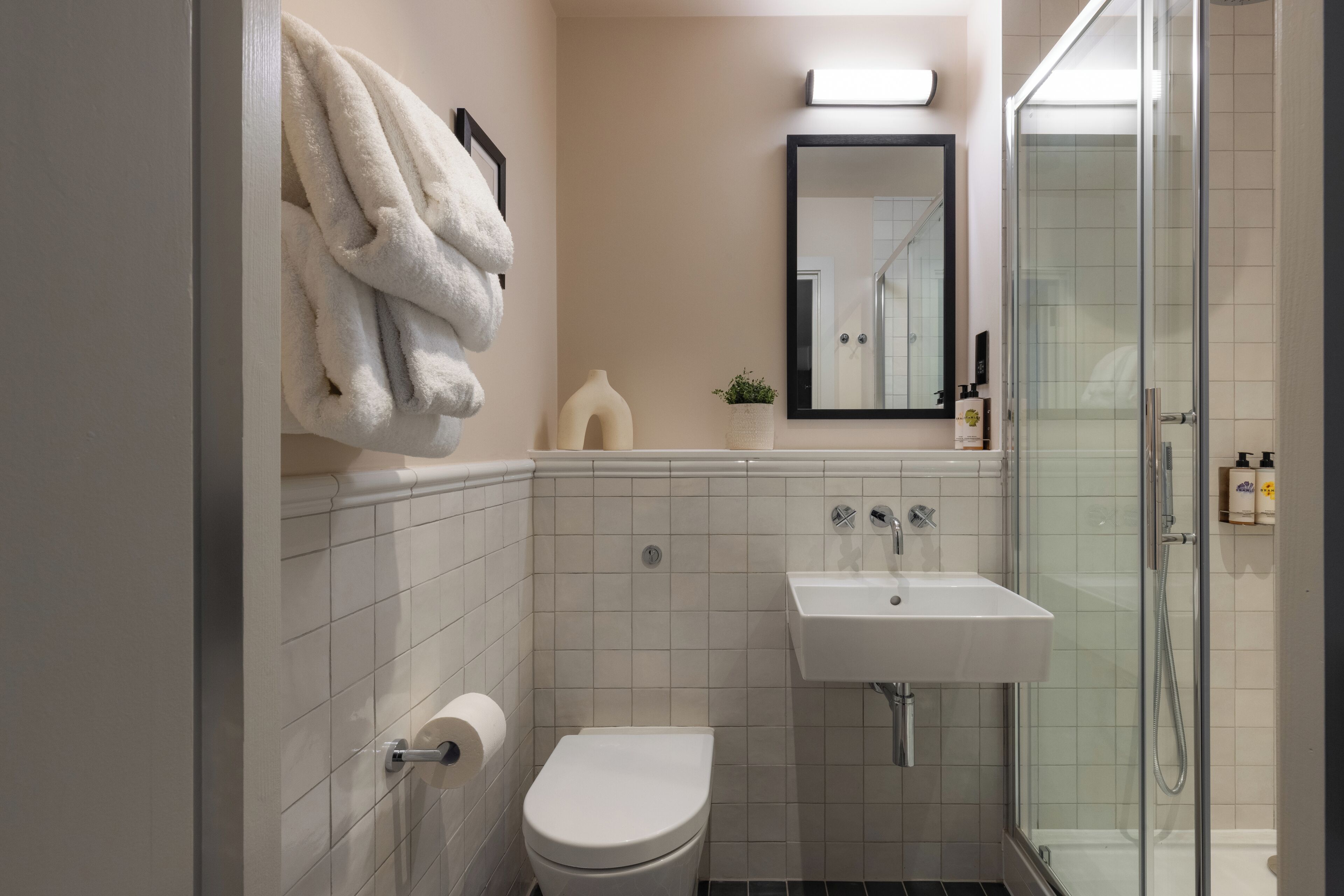 Shower, free toiletries, hair dryer, towels