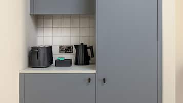 Double Room | Coffee and/or coffee maker