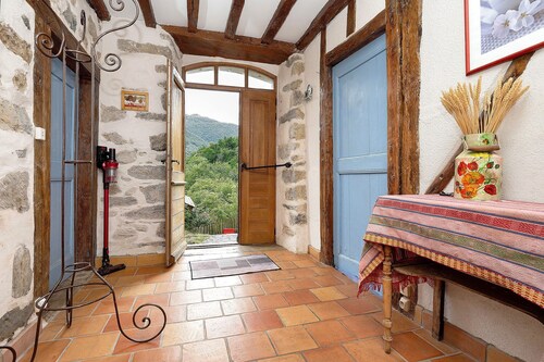 Gite Andourra 3 stars with AC - garden surrounded by forest, mountain view, peaceful, hiking