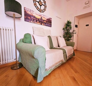 Living area - Le Stanze di Roma Tourist apartment in the heart of Rome (Roma)