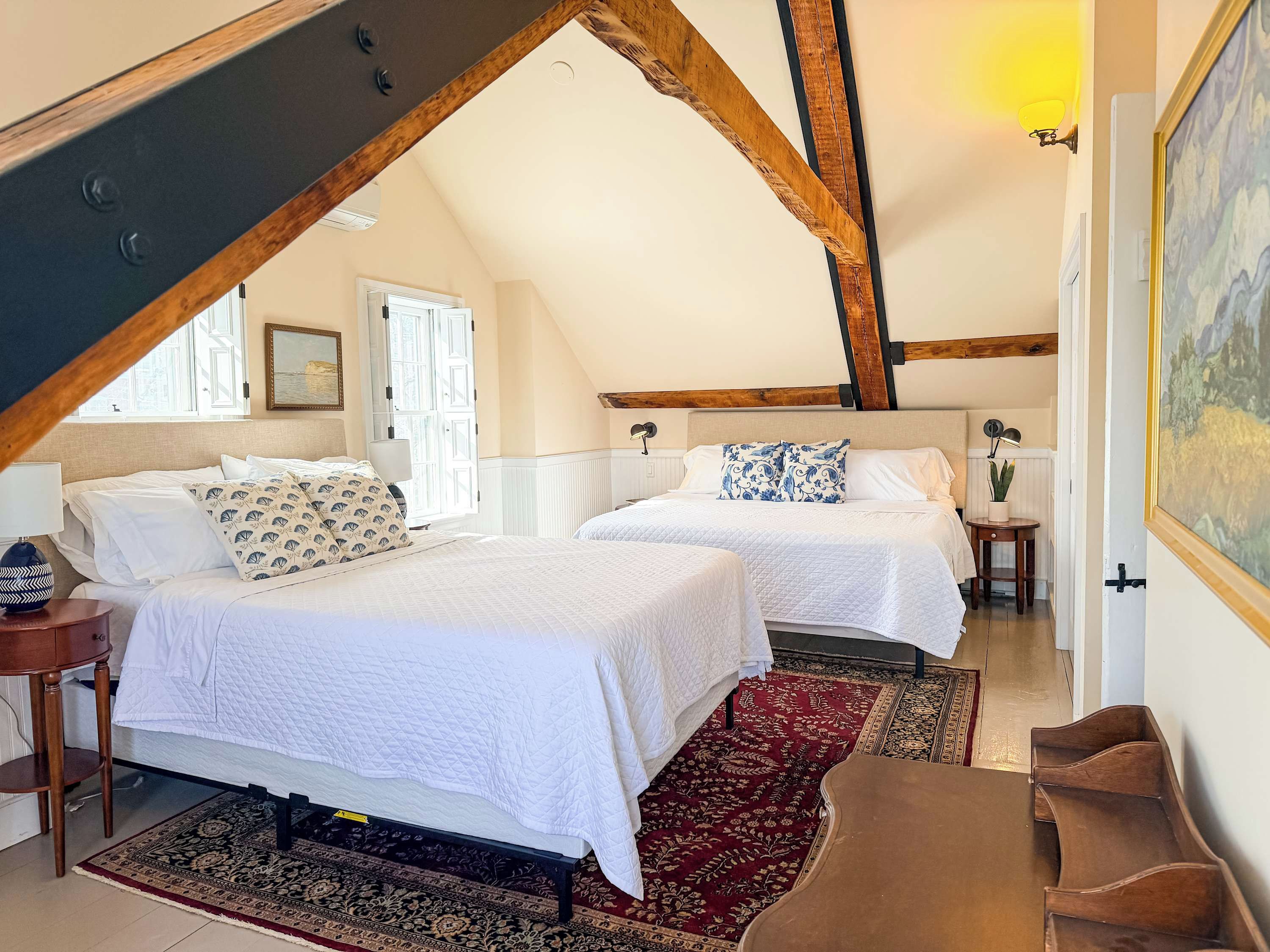 Primary suite has king and queen beds